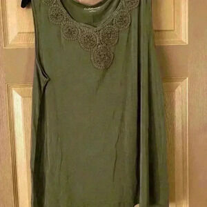 Croft &Barrow women tank top size XL​